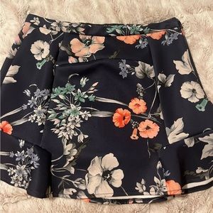 Zara skirt RARE floral size small